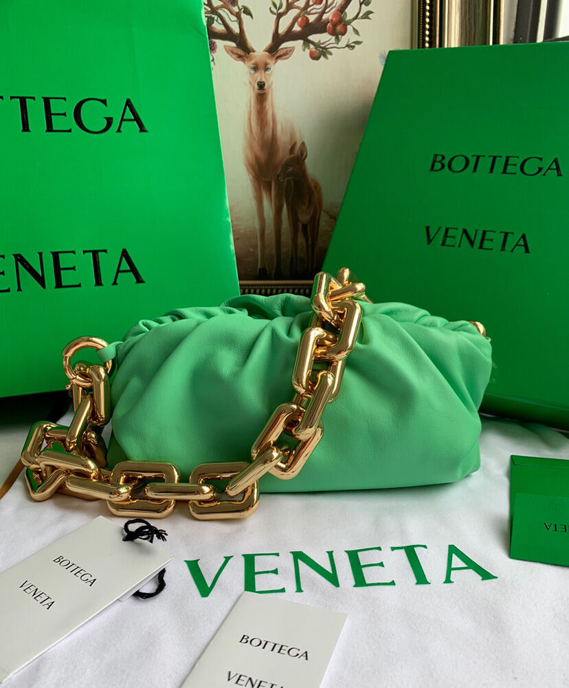 Bottega Veneta Teen Chain Pouch Leather Clutch Green